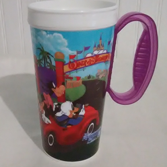 Disney Other Sale Nwot Bundle Of Disney Cups Sippy Cup Wlid Poshmark